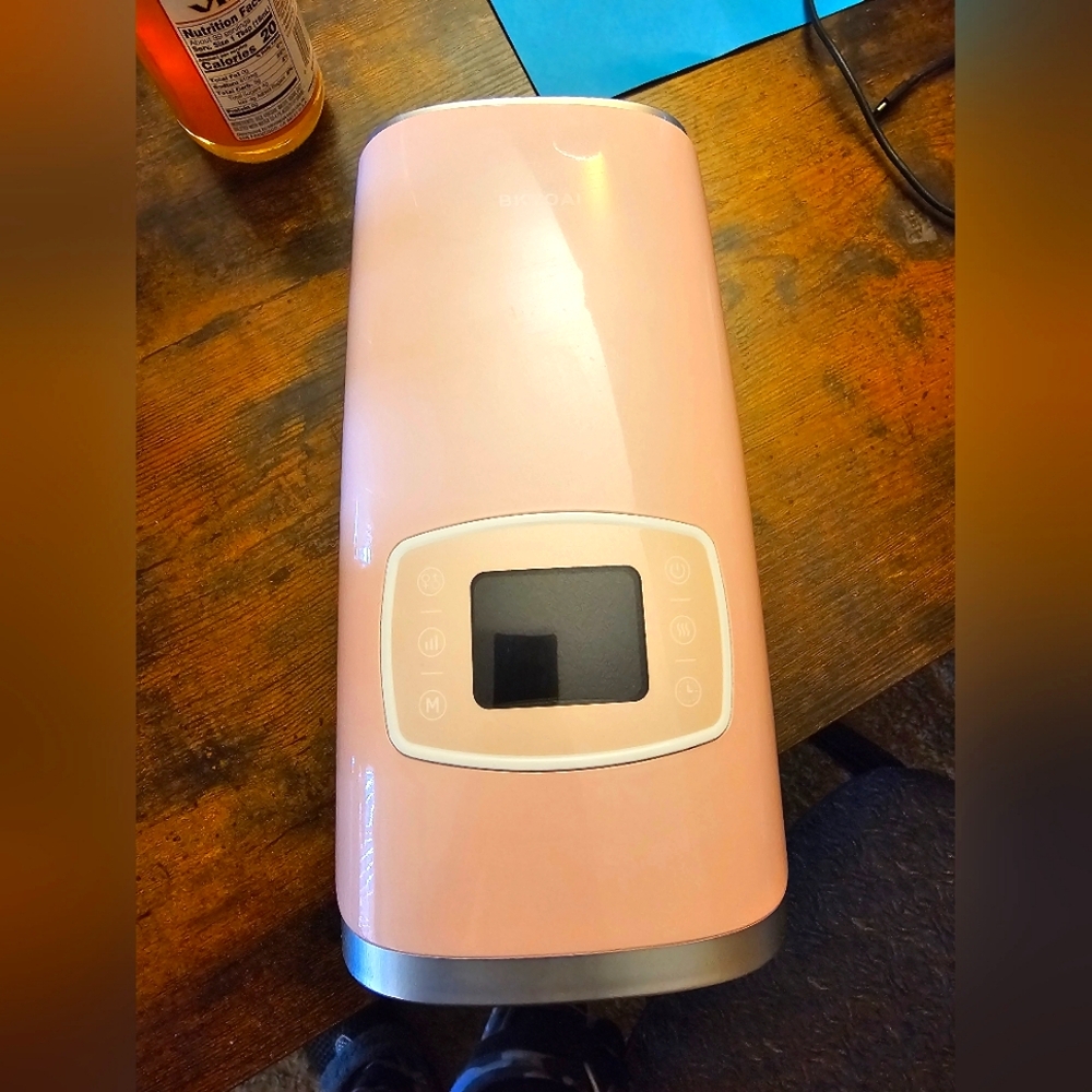 Hand massager